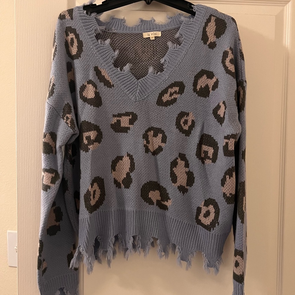 LA MIEL Distressed Blue Animal Print V-Neck Sweater